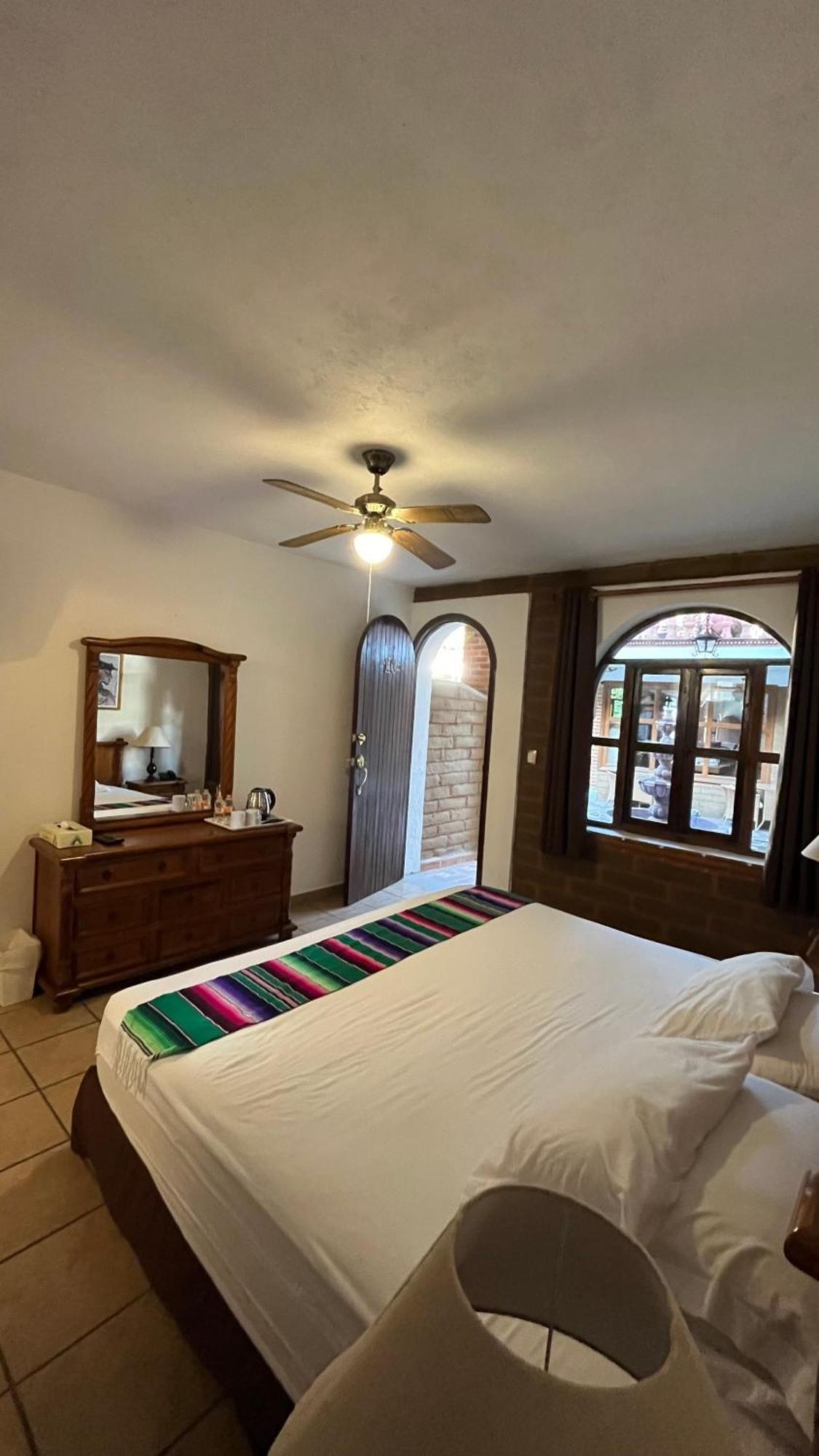 Hotel Hacienda Ventana Del Cielo Tepoztlan Luaran gambar